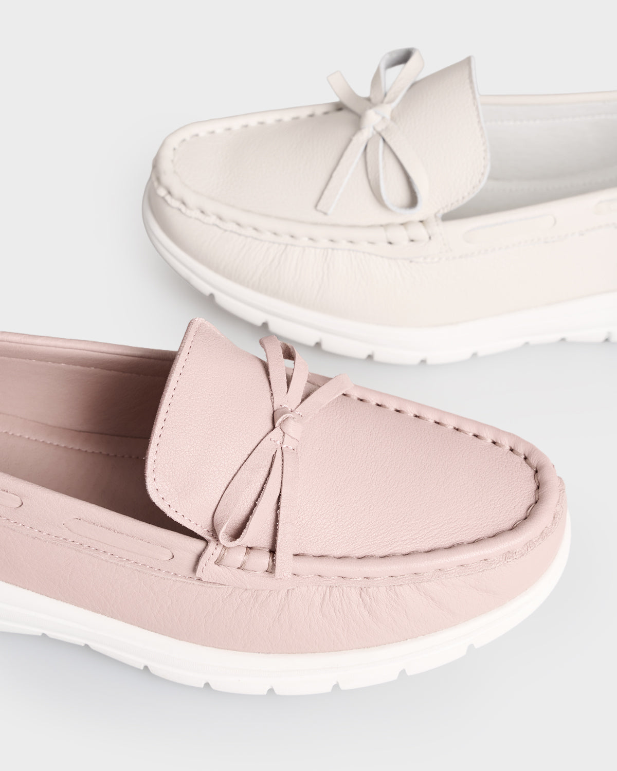 #color_ivory